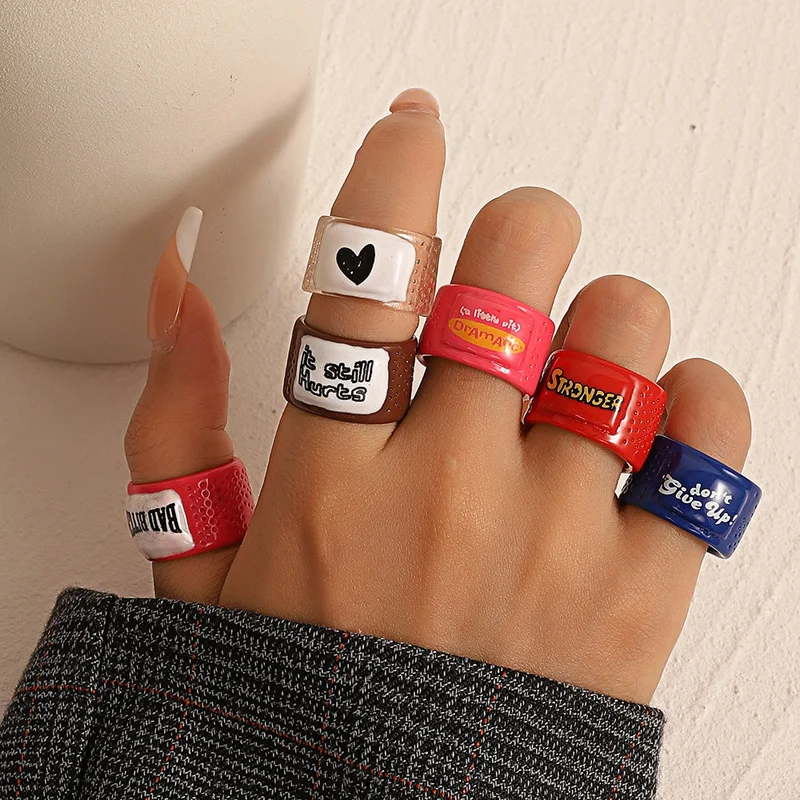 Новое модное нерегулярное красочное кольцо-пластырь для подростков, женщин, модные акриловые кольца с надписью Love из смолы Y2K, ювелирные подарки