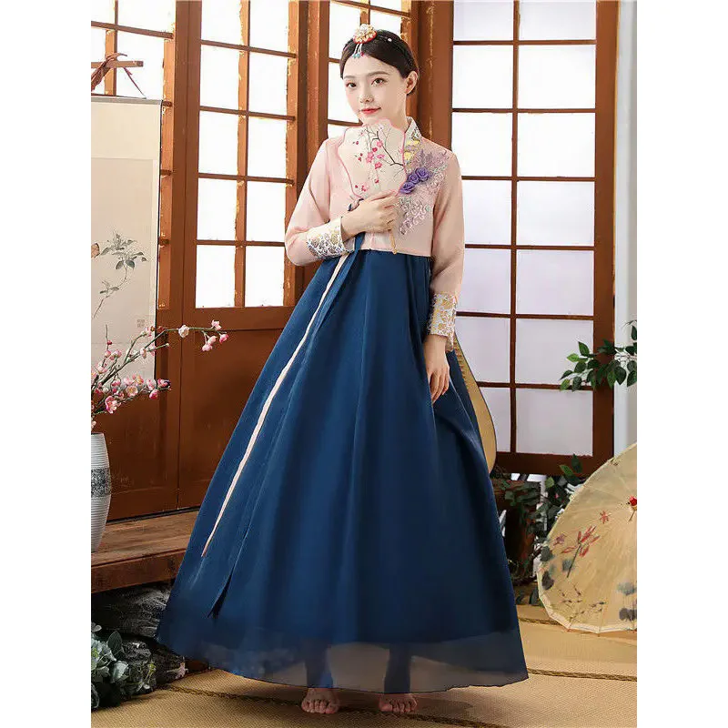 한복 традиционная корейская одежда, женское платье ханбок, старинный дворцовый халат с V-образным вырезом, национальное свадебное платье в азиатском стиле